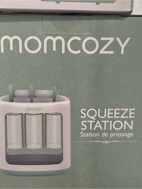 Momcozy Squeeze Station Baby Puree Dispenser - Mint & White
